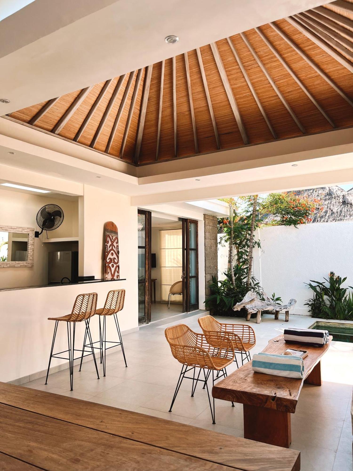 Aster Villa Seminyak Exterior photo